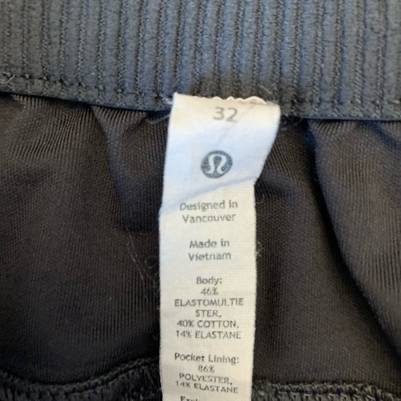 Lululemon Light Utilitech Cargo Pants Gray Pocket  Size 32 Performance Athletic - Picture 9 of 9